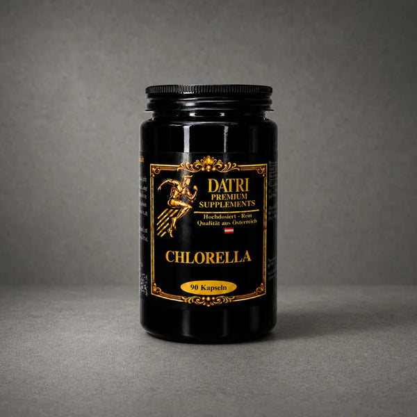 DATRI Chlorella Kapseln im Miron-Violettglas – Vorderseite